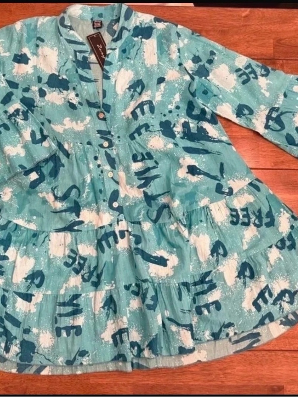 XXLWhite and teal Printed Button-Front Tunic Top